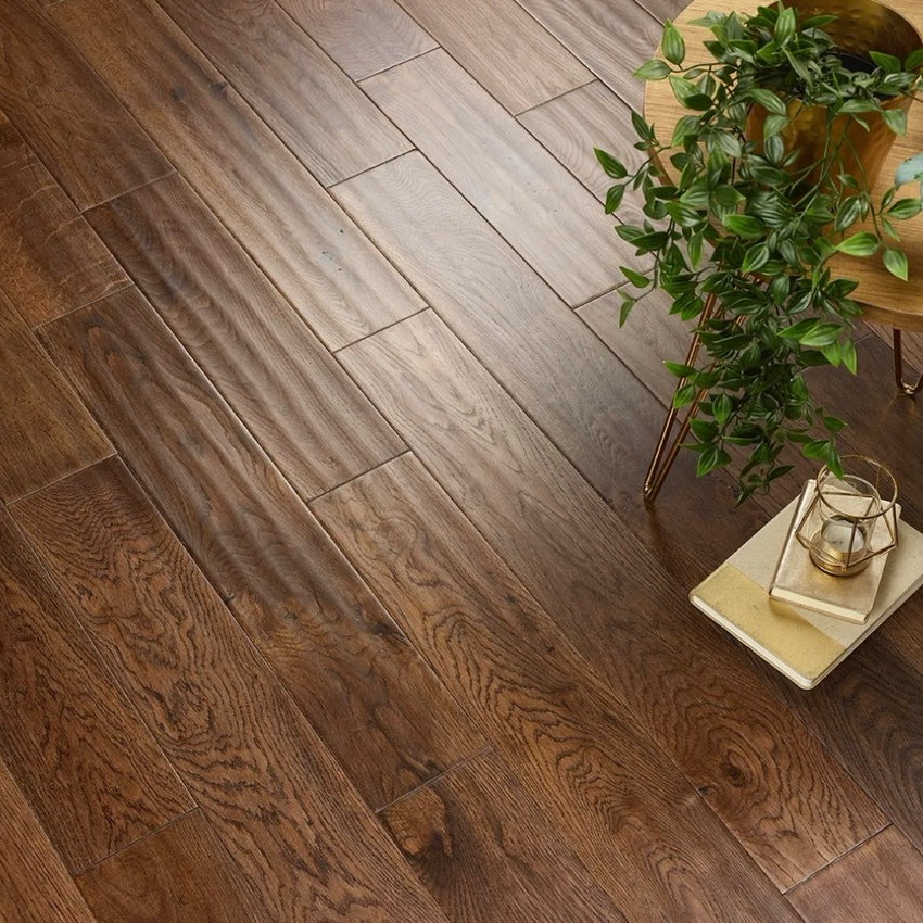 Kensington Solid Wood Oak Coffee Handscraped UV Lacquered